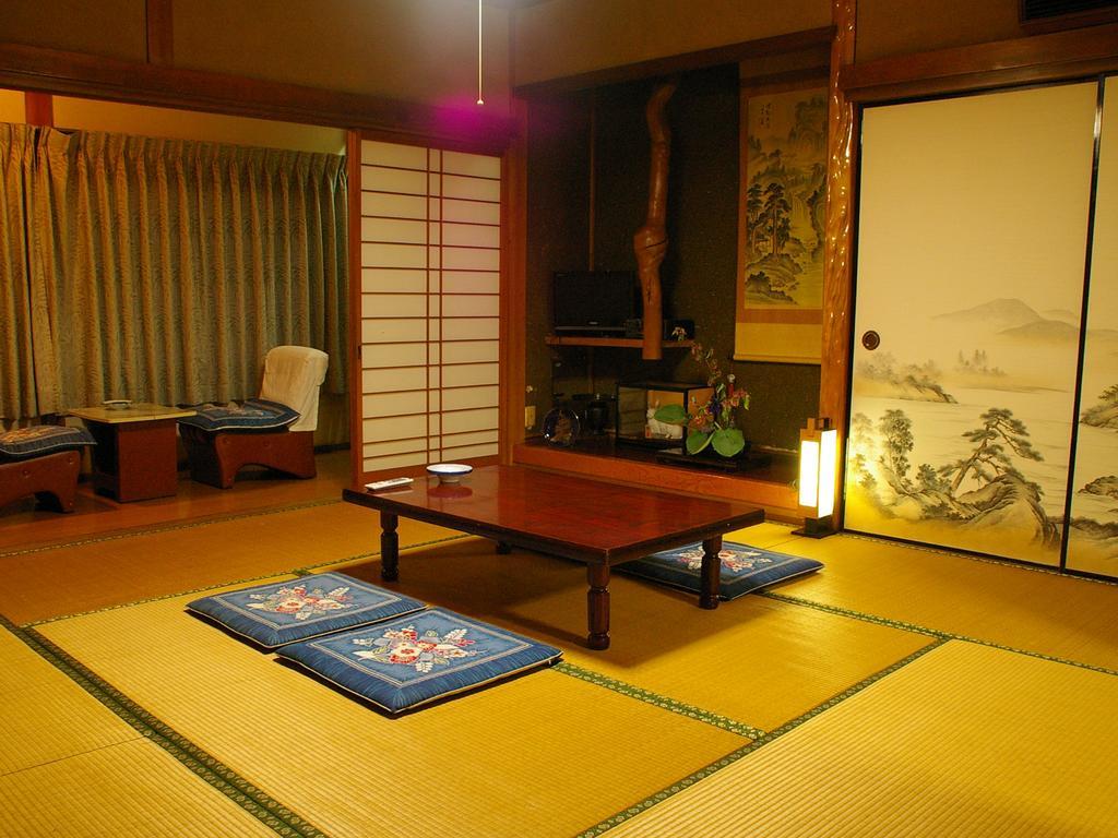 香美町 Nakasaya酒店 外观 照片
