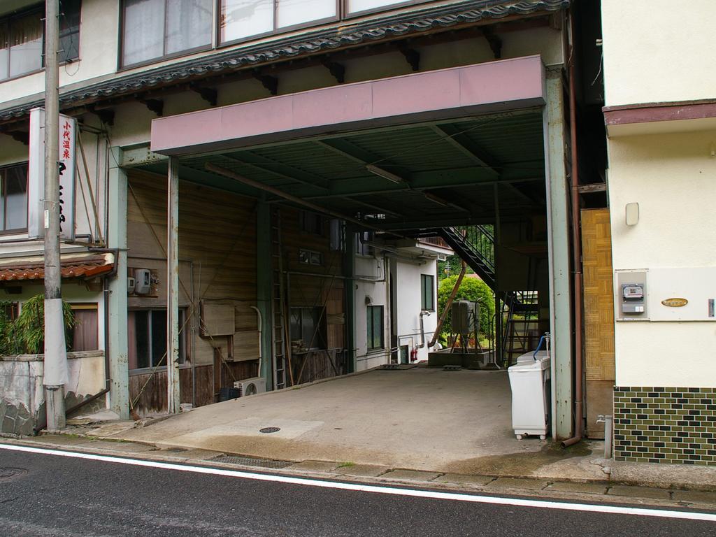 香美町 Nakasaya酒店 外观 照片
